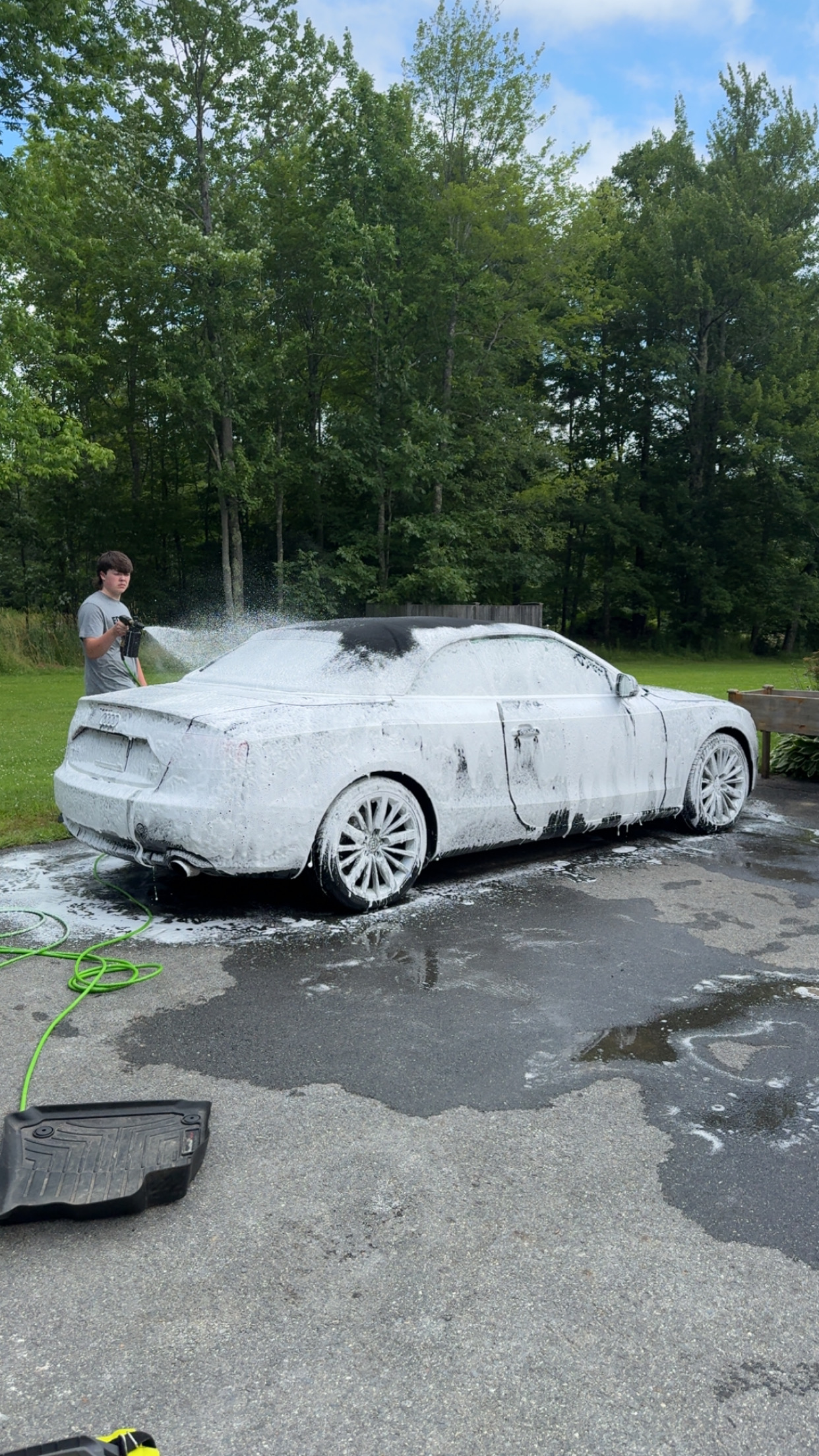 Audi foam wash exterior
